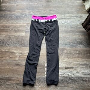 Lululemon leggings size 6